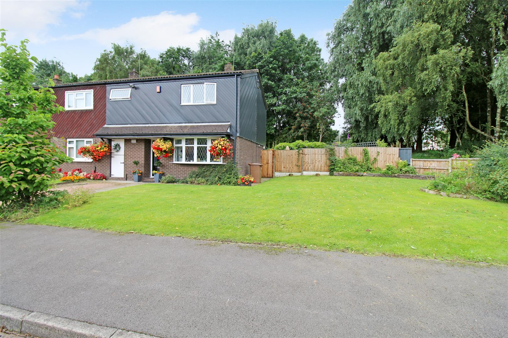 Bamford Grove, Hanley, Stoke-On-Trent